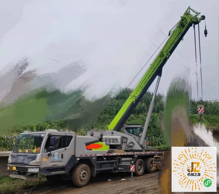 中聯(lián)最新25噸吊車圖片大全，展示最新型號吊車風(fēng)采