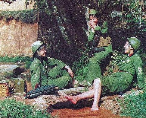 美國女兵電影，高科技產(chǎn)品體驗(yàn)引領(lǐng)時(shí)代風(fēng)潮