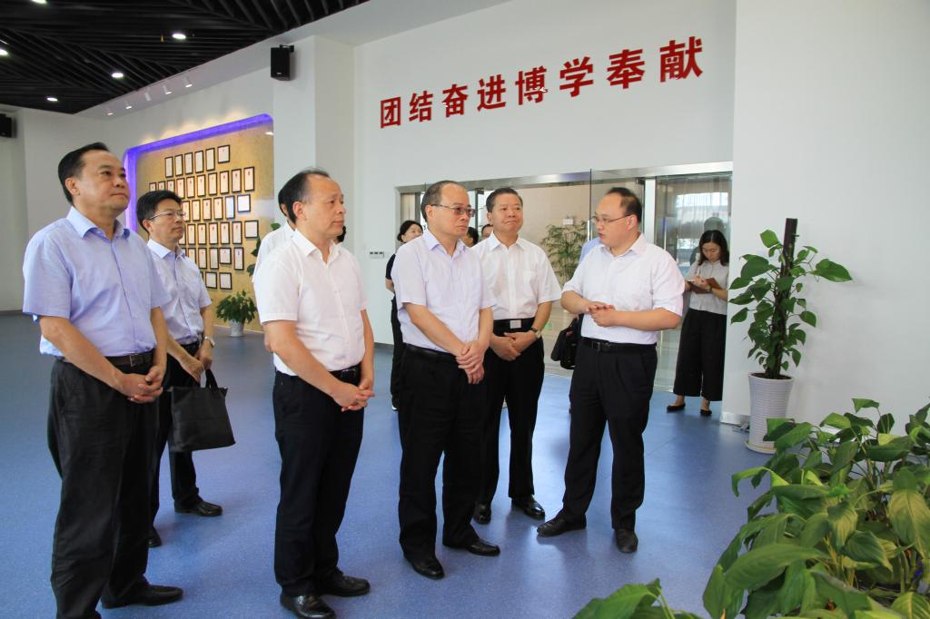 安理家園最新動態(tài)，學(xué)習(xí)之光照亮未來，自信與成就感的培育地