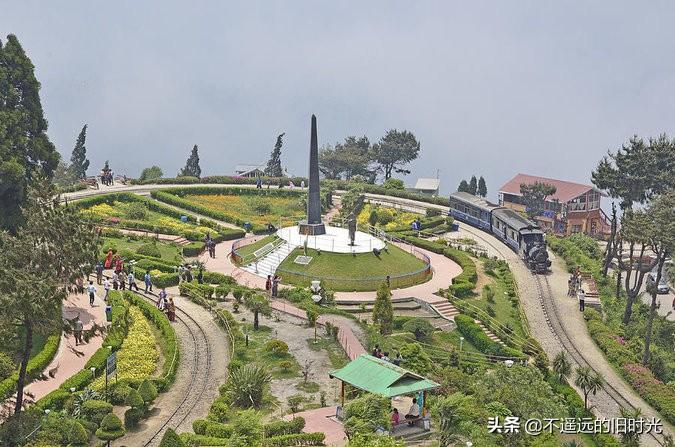 迷你世界最新版刷鐵軌，自然美景探險之旅啟動！